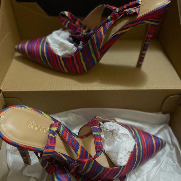 Megaera Lace Up Pump - Picture 4 of 5